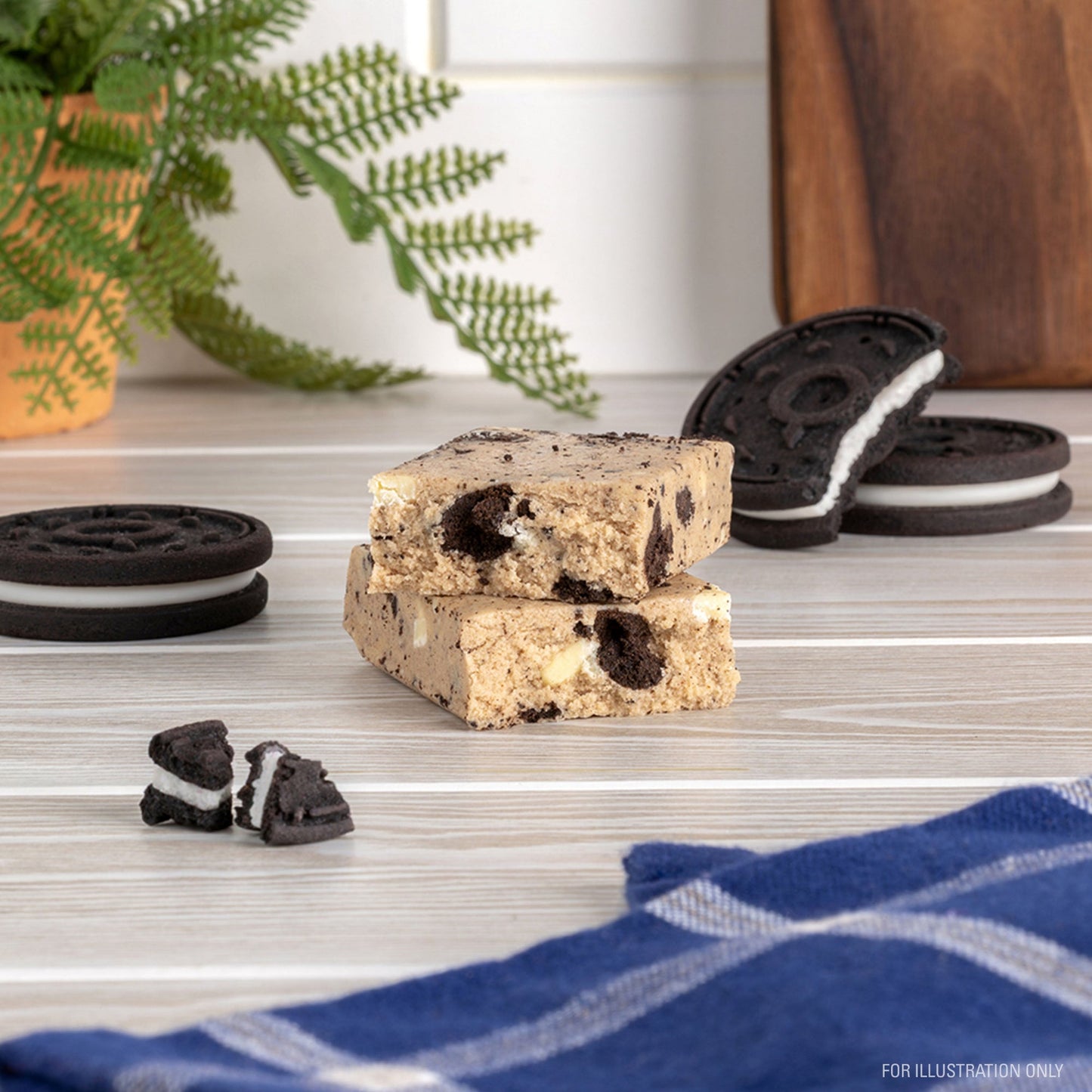 cookies-and-cream-protein-bars-e1 15807_QN_USA_ProteinBar_CAC_InterimAssetUpdate_Digital_Tabletop1.jpg