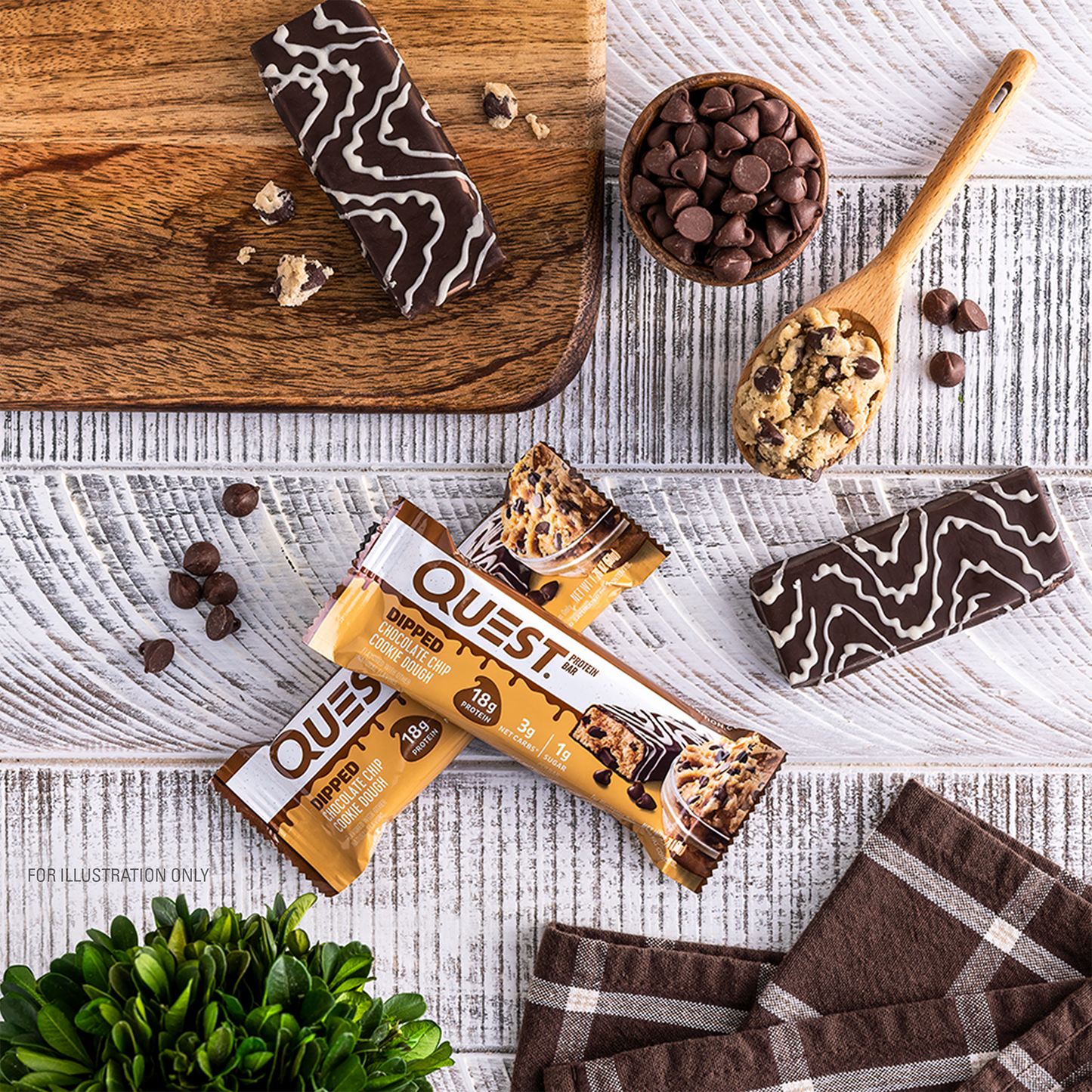 dipped-chocolate-chip-cookie-dough-protein-bar-n7 qst-012268_dipped-chocolate-chip-cookie-dough-protein-bar_7.png